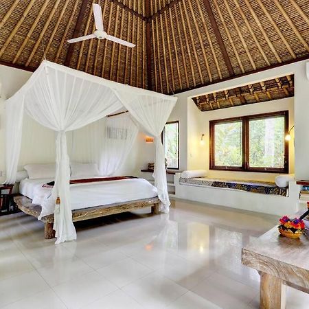 Rumah Kelapa Sepi Karangasem  Bagian luar foto