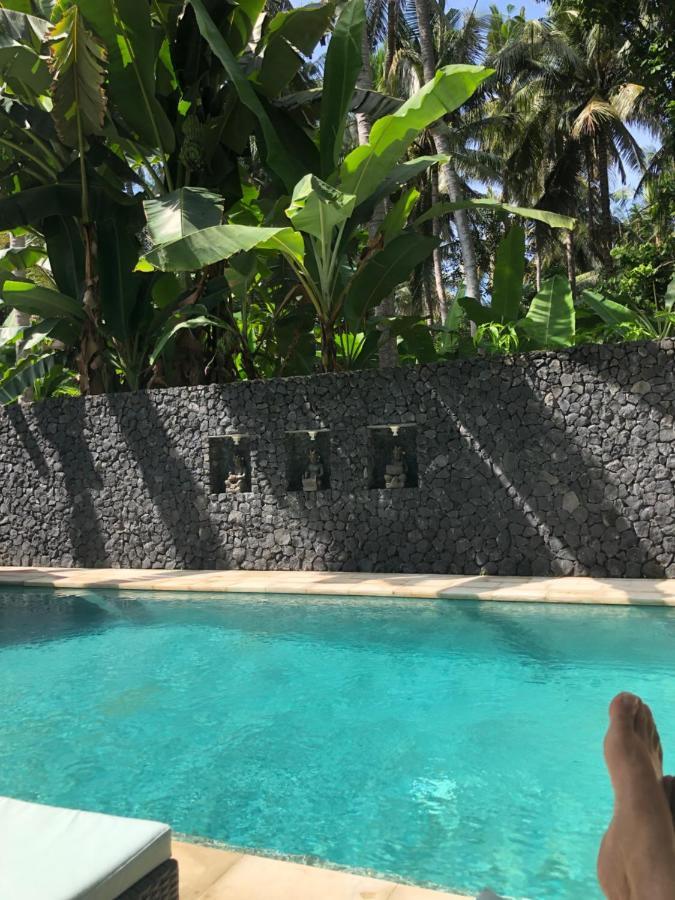 Rumah Kelapa Sepi Karangasem  Bagian luar foto